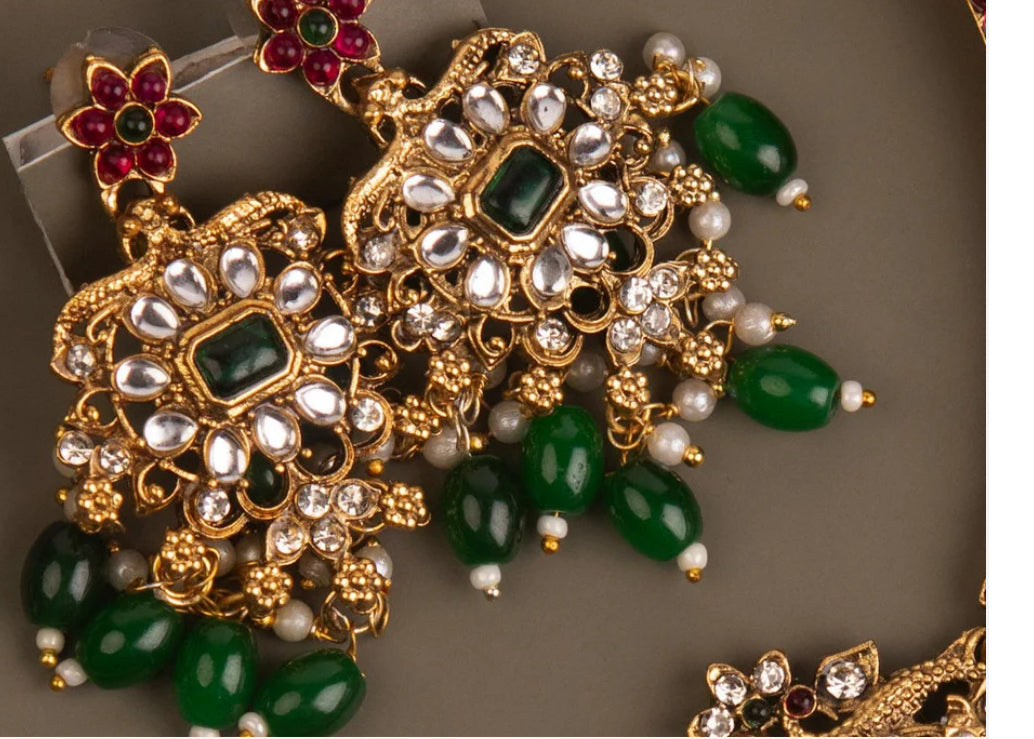 Kundan Necklace with Ruby and Emerald with green beads_101
