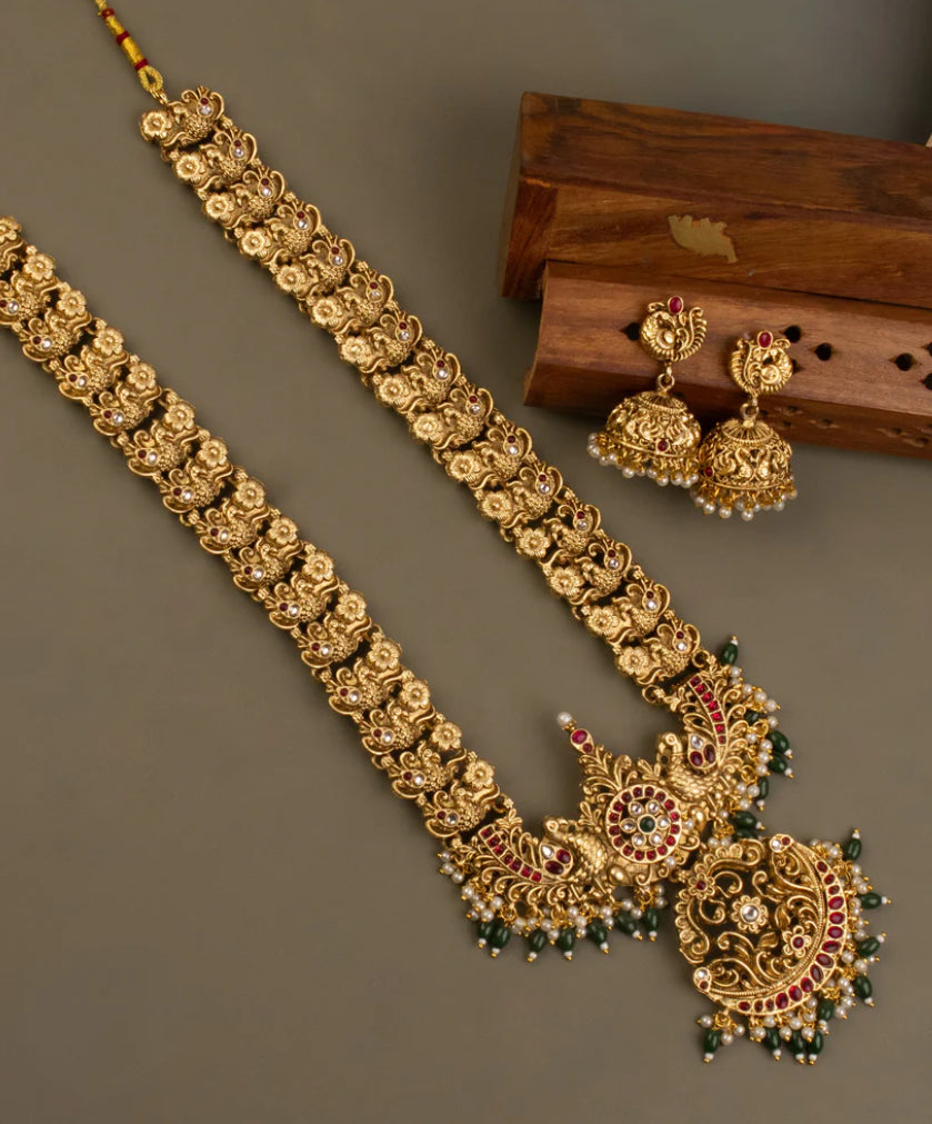 Gold Look Long Haram_106