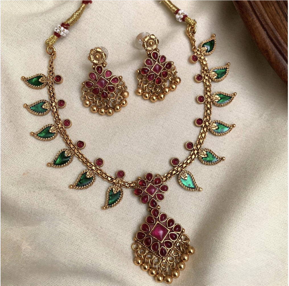 Vintage Mango Necklace